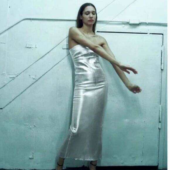 NWT Blogger Favorite Zara Silver Metallic Shiny Strapless Denim Dress - Picture 3 of 9